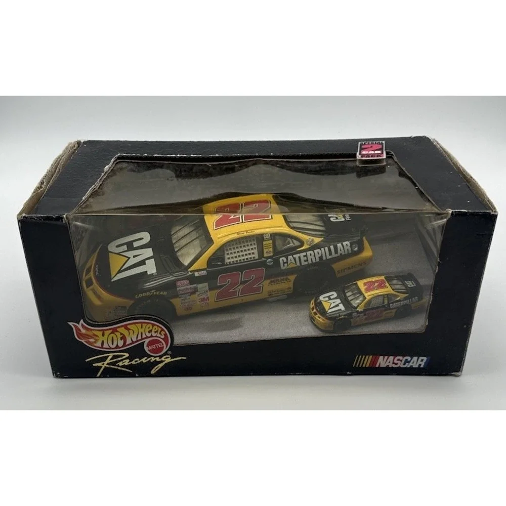 HOT WHEELS 1:24 WARD BURTON #22 CATERPILLAR PONTIAC GRAND PRIX NASCAR 2 CAR PACK